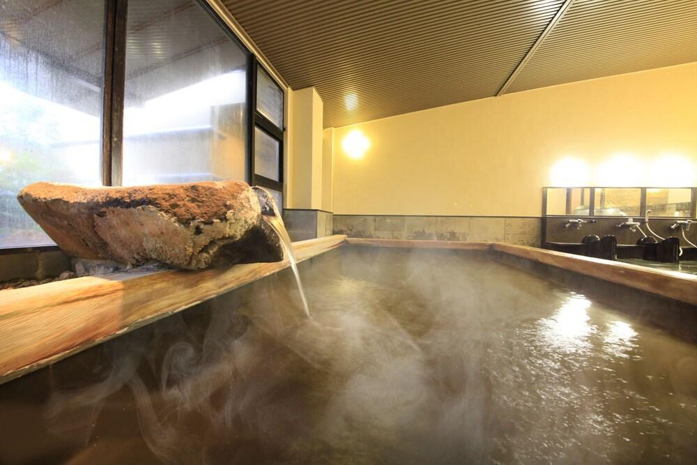 Отель Atarayo Nishiizu Onsen Экстерьер фото